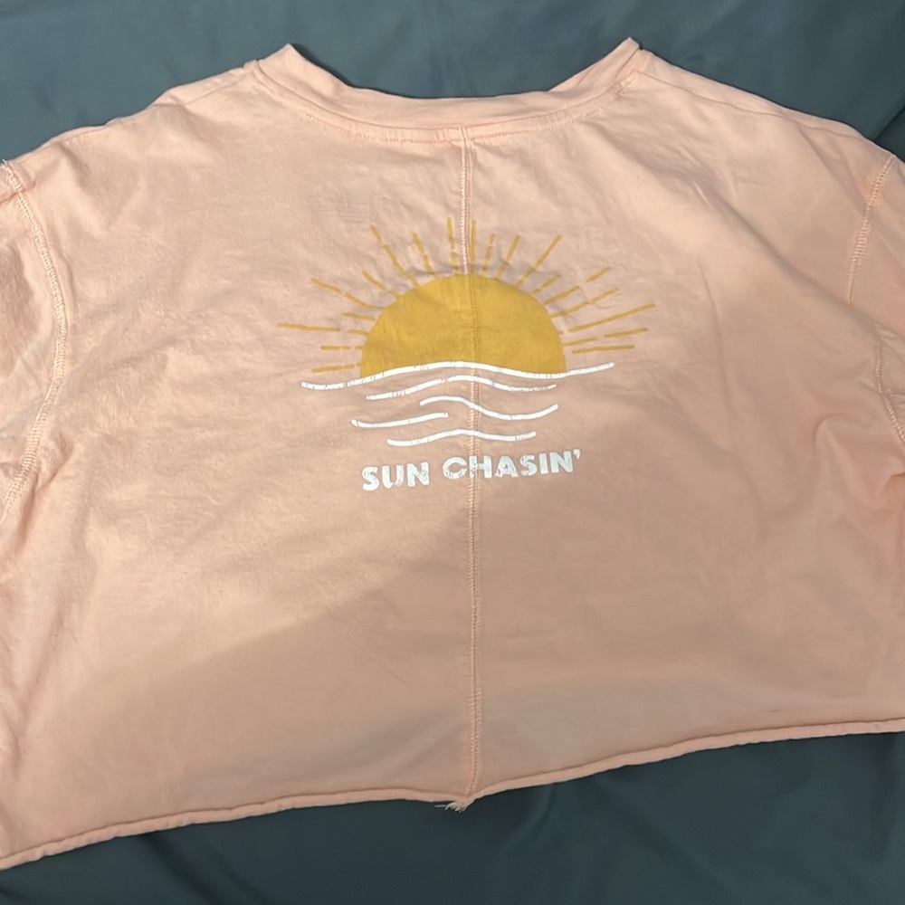 Pink crop top - Picture 2 of 2